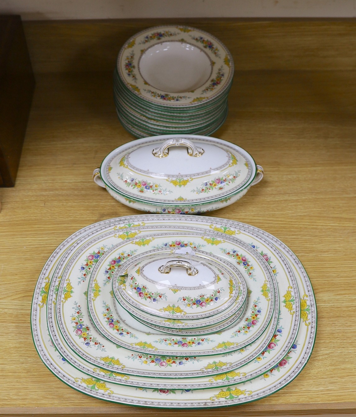 A Mintons 17-piece part dinner service, Stanwood pattern